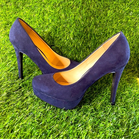 Just Fab, navy blue platform heels, size 6, worn twice, great color! - Picture 2 of 4